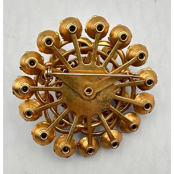 Vintage Gold Tone Metal & Aurora Borealis Rhinestone Brooch Pin Iridescent - Picture 4 of 6